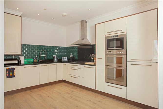 73 The Woods, Glounthaune, Cork