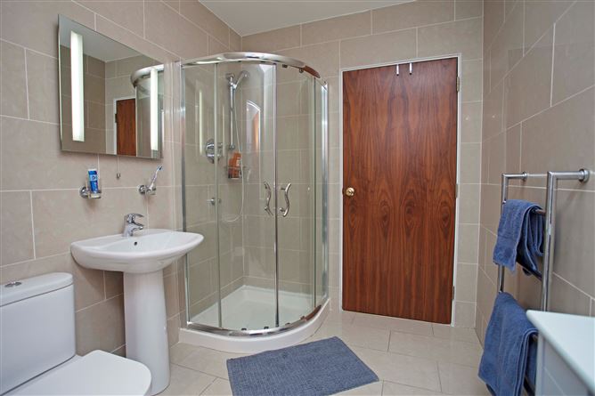 73 The Woods, Glounthaune, Cork