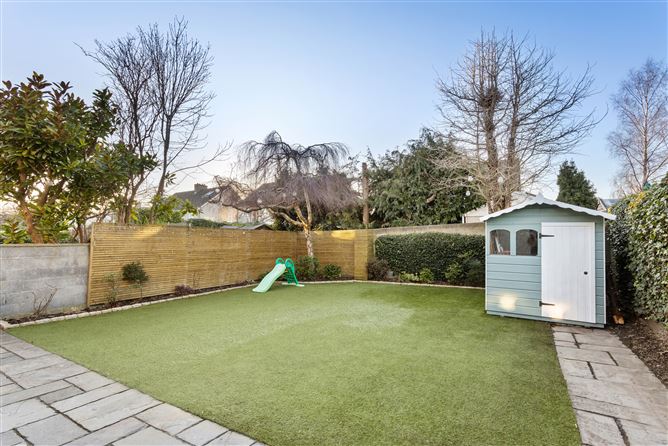 1 Sweetbriar Lane, Kilmacud, Dublin 14