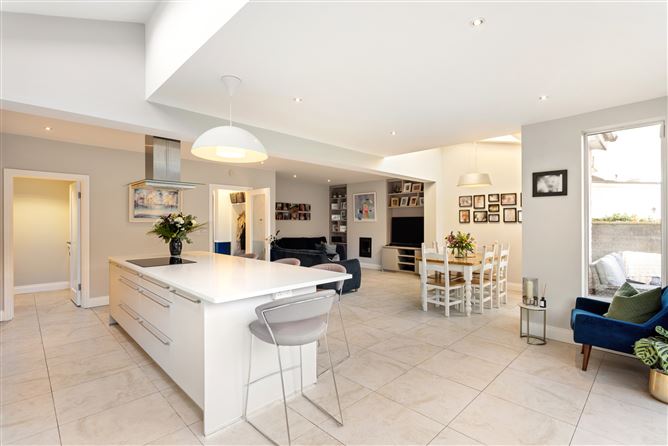 1 Sweetbriar Lane, Kilmacud, Dublin 14
