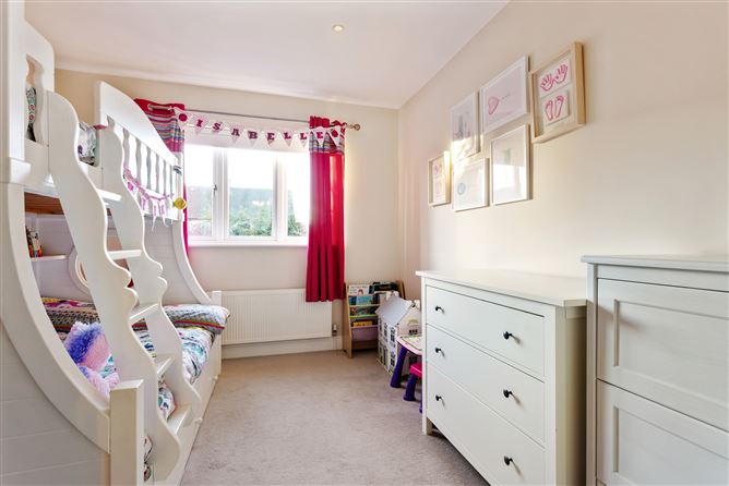 1 Sweetbriar Lane, Kilmacud, Dublin 14