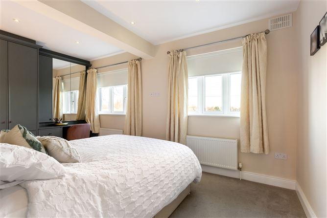 1 Sweetbriar Lane, Kilmacud, Dublin 14