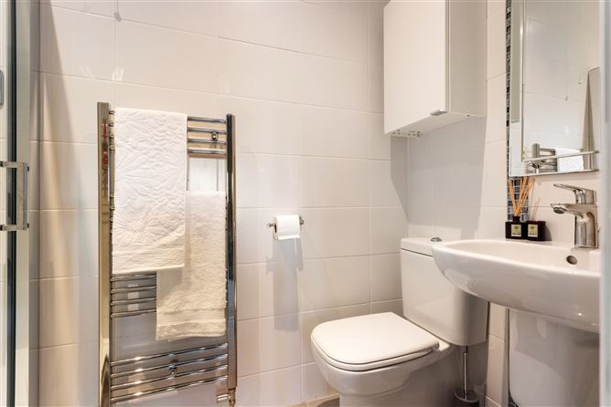 1 Sweetbriar Lane, Kilmacud, Dublin 14