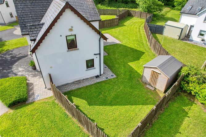 31 Errew Drive, Lough Rynn, Mohill, Co. Leitrim