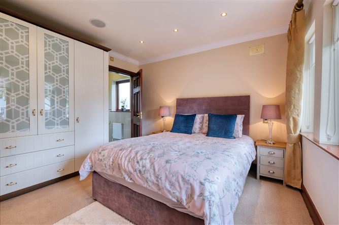 31 Errew Drive, Lough Rynn, Mohill, Co. Leitrim