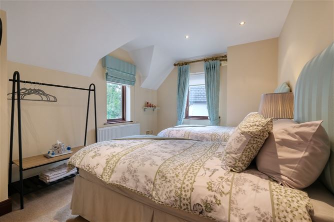 31 Errew Drive, Lough Rynn, Mohill, Co. Leitrim
