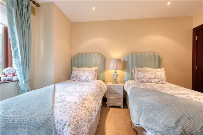 31 Errew Drive, Lough Rynn, Mohill, Co. Leitrim