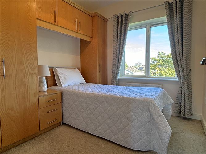 28 Castleheath, Malahide, Dublin