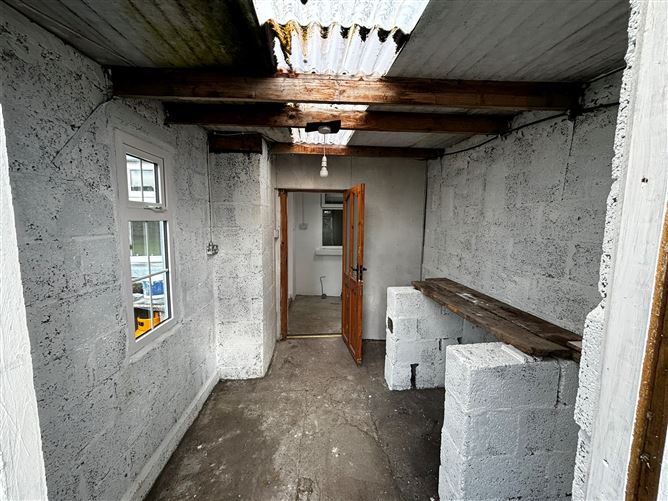 19 Grove Terrace, Ballyragget, Kilkenny