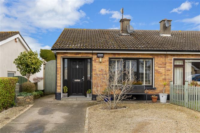 https://photos-a.propertyimages.ie/media/5/8/8/4905885/5bc0ed42-7ea2-45d1-8d43-16667669dda3_l.jpg