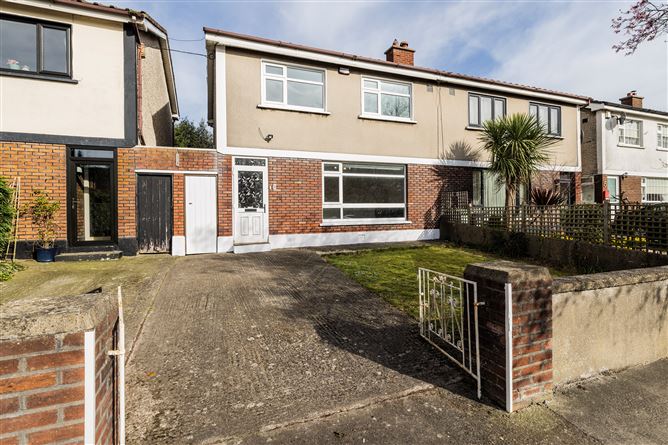 https://photos-a.propertyimages.ie/media/5/8/8/4907885/06739d66-a34c-47f4-8cbc-ad4e14b6f277_l.jpg