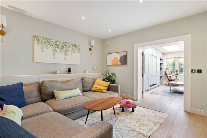 33 North Avenue, Mount Merrion,   County Dublin