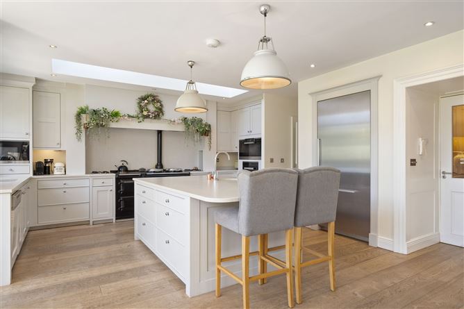 33 North Avenue, Mount Merrion,   County Dublin