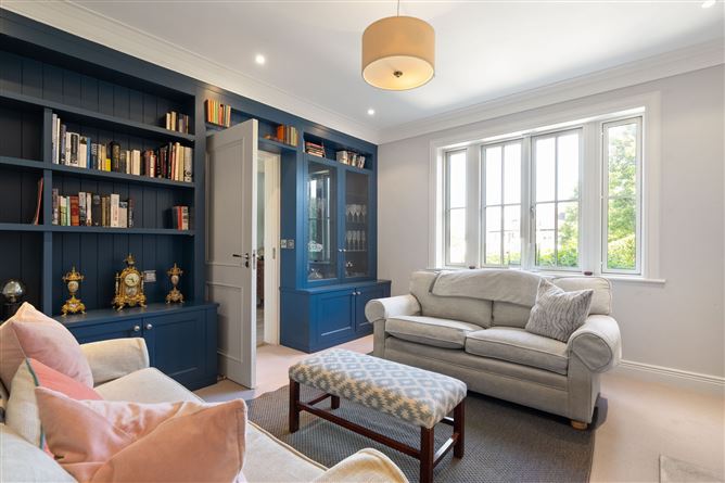 33 North Avenue, Mount Merrion,   County Dublin