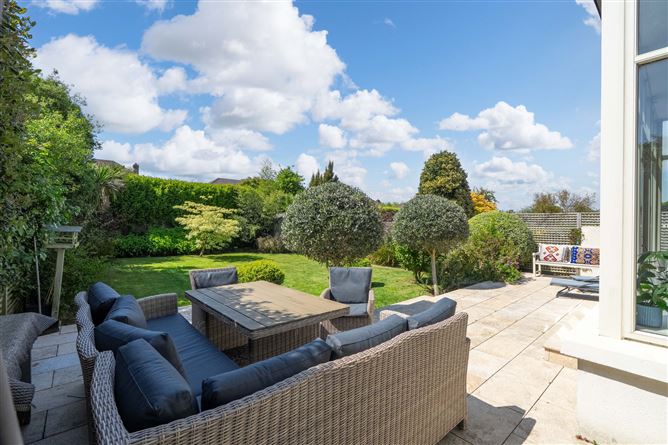33 North Avenue, Mount Merrion,   County Dublin