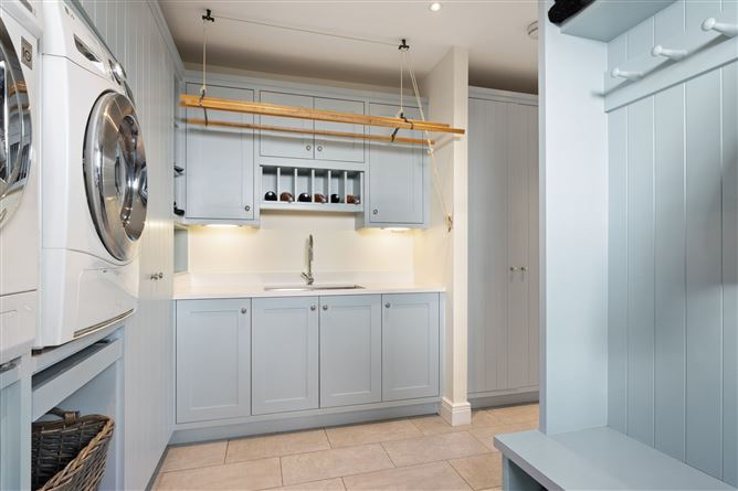 33 North Avenue, Mount Merrion,   County Dublin