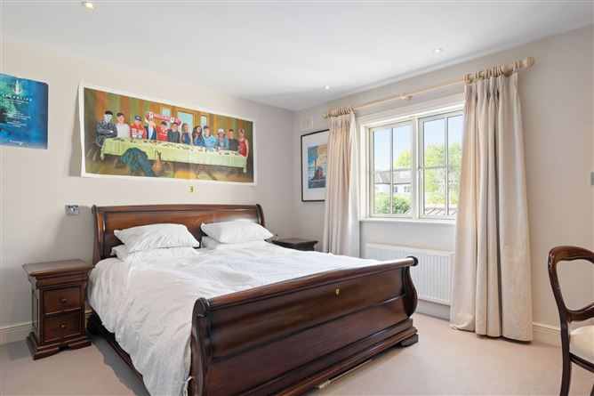 33 North Avenue, Mount Merrion,   County Dublin
