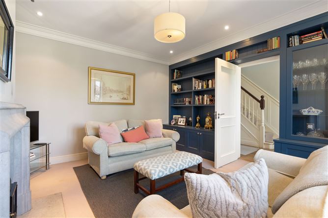 33 North Avenue, Mount Merrion,   County Dublin