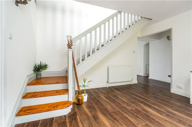 Eala House, Tawnyvorgal, Lough Eske, Barnesmore, Co. Donegal