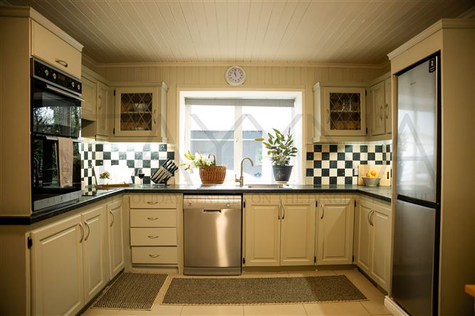 The Old Stone Cottage,Vacation Rental in Kerry, Ireland