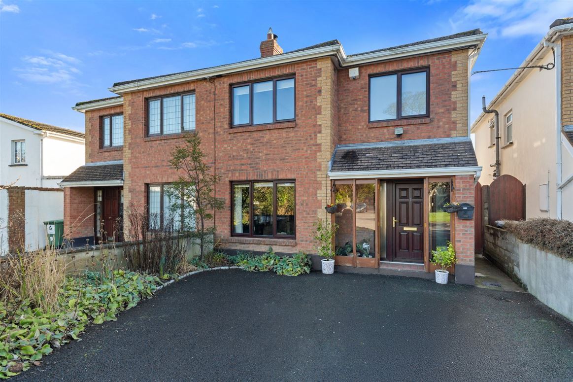 3 Clanmawr, Shankill, Dublin 18