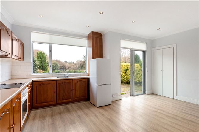 27 Leopardstown Drive, Leopardstown, Co. Dublin