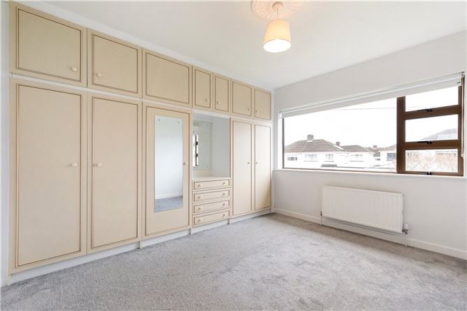 27 Leopardstown Drive, Leopardstown, Co. Dublin