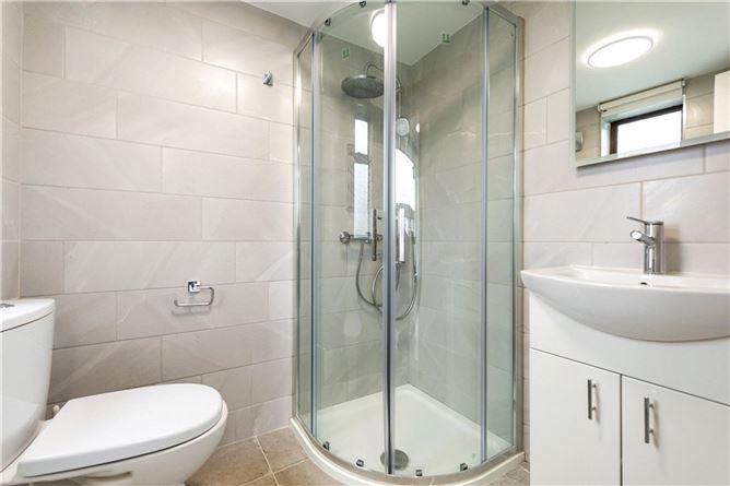 27 Leopardstown Drive, Leopardstown, Co. Dublin