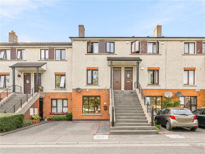 4 The Maples, Moorefield Road, Newbridge, Co. Kildare