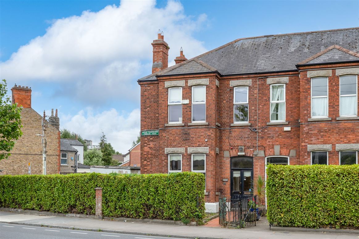 33 Finglas Road, Glasnevin, Dublin 11