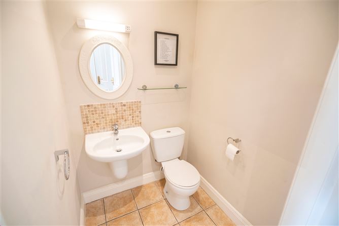 Photo 11 of 21 — 17 Rossmore Drive, Newtownmountkennedy, Wicklow
