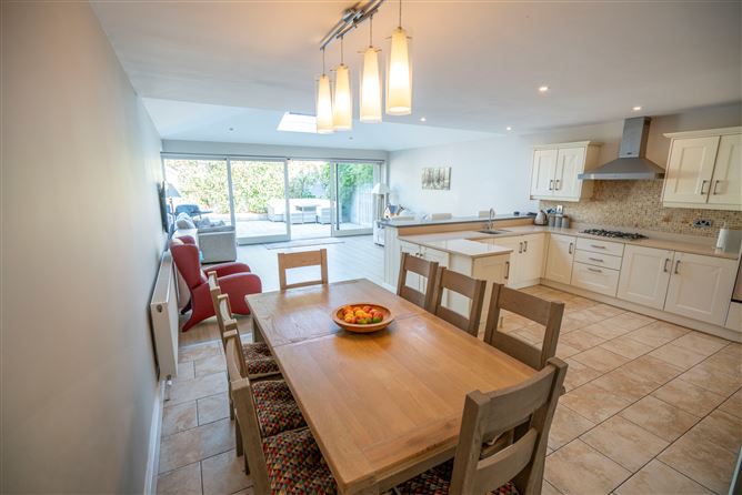 Photo 6 of 21 — 17 Rossmore Drive, Newtownmountkennedy, Wicklow