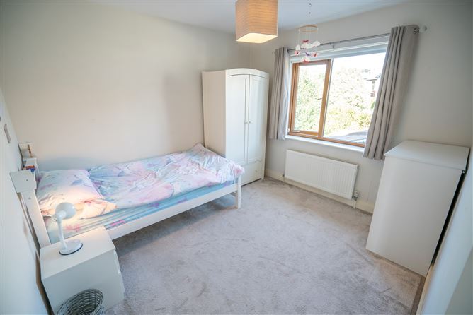 Photo 19 of 21 — 17 Rossmore Drive, Newtownmountkennedy, Wicklow
