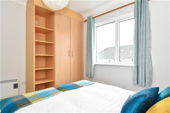 18 Sli Gheal, Ballymoneen Road, Knocknacarra, Galway