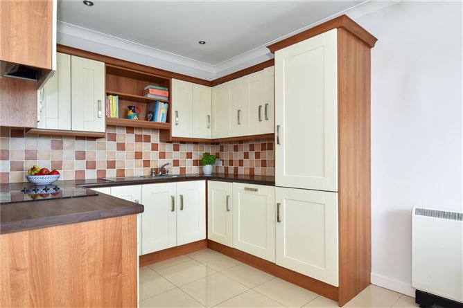 18 Sli Gheal, Ballymoneen Road, Knocknacarra, Galway