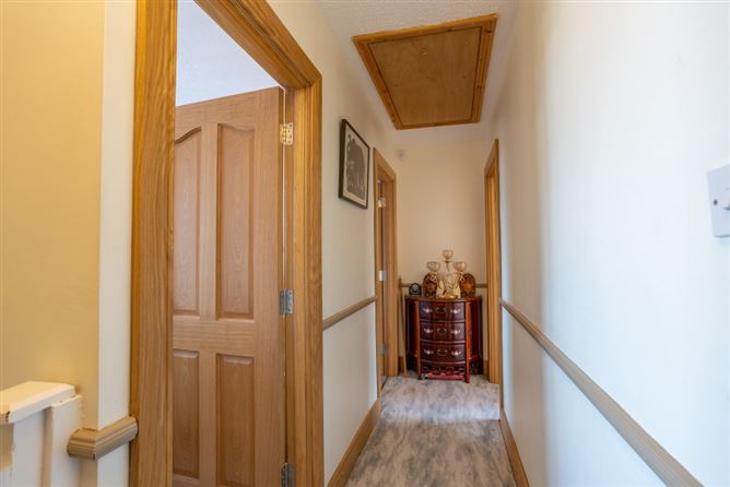 24 Manor Orchard, Thornbury View, Rochestown, Cork