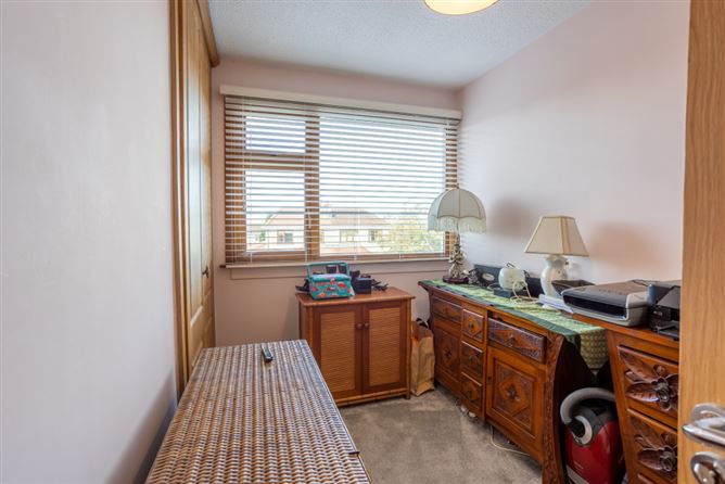 24 Manor Orchard, Thornbury View, Rochestown, Cork