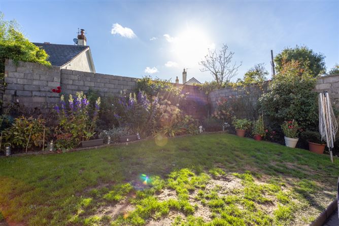 24 Manor Orchard, Thornbury View, Rochestown, Cork