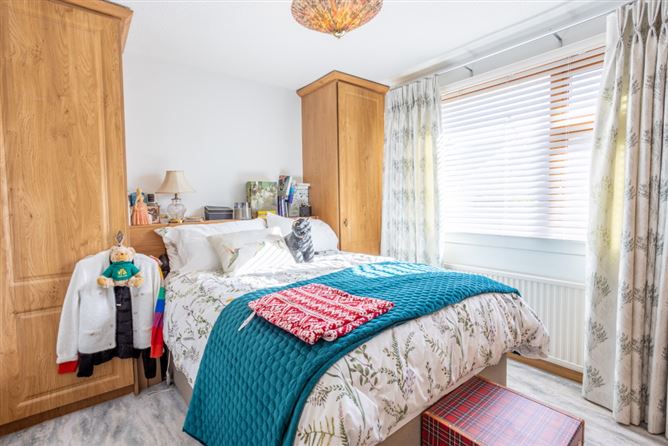 24 Manor Orchard, Thornbury View, Rochestown, Cork