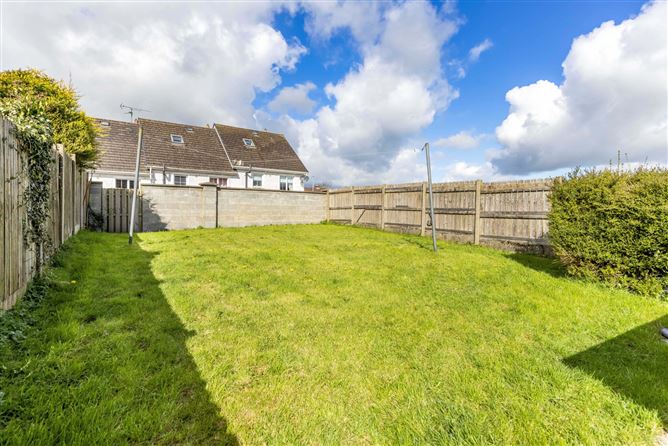8 Saint Phelims Place, Cavan