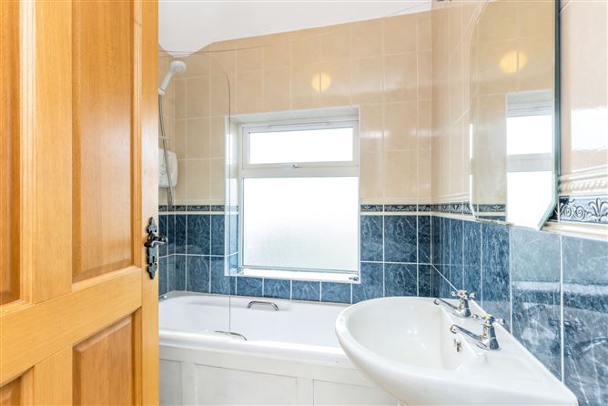 8 Saint Phelims Place, Cavan