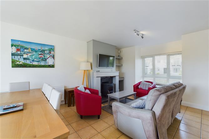 35 Seacliff, Dunmore East, Waterford