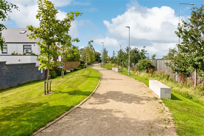 27 White Pines Heights, Rathfarnham, Dublin 16