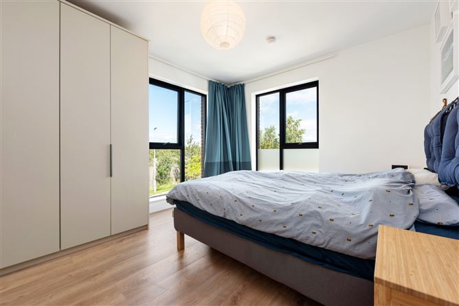 27 White Pines Heights, Rathfarnham, Dublin 16