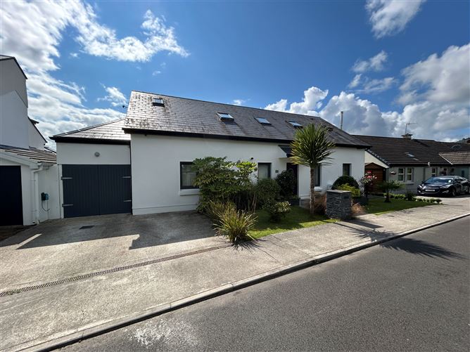 5 Marine Village, Ballina, Tipperary