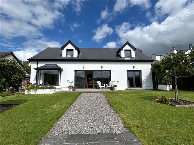 5 Marine Village, Ballina, Tipperary