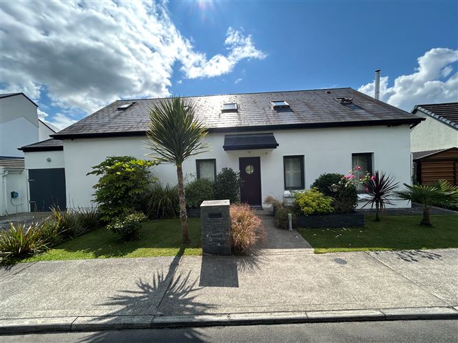 5 Marine Village, Ballina, Tipperary