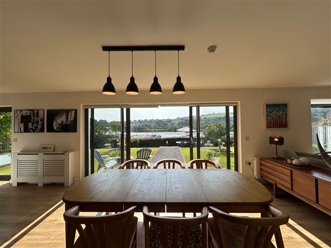 5 Marine Village, Ballina, Tipperary