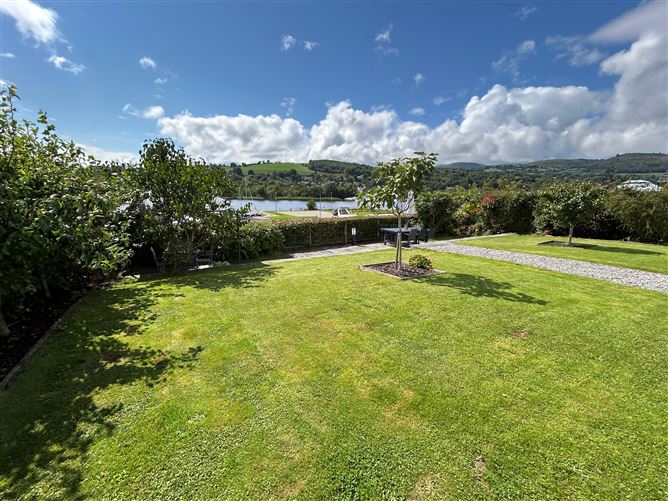 5 Marine Village, Ballina, Tipperary