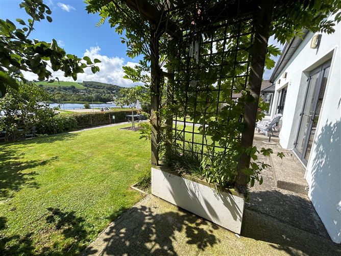 5 Marine Village, Ballina, Tipperary
